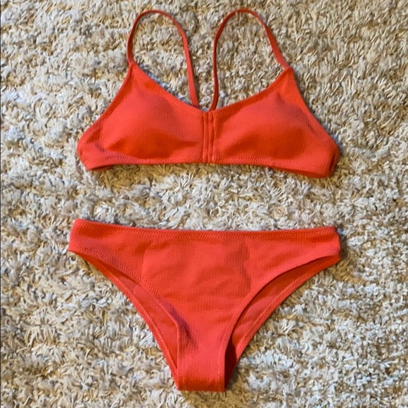 Coral bikini - Picture 1 of 5